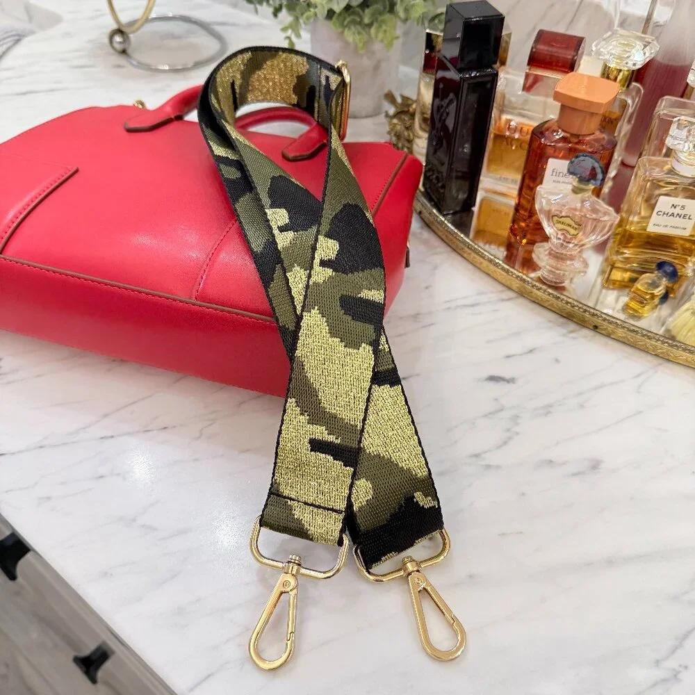 Love Moschino Red Vegan Leather Bag with Gold Hardware Worn Once - Picture 15 of 17